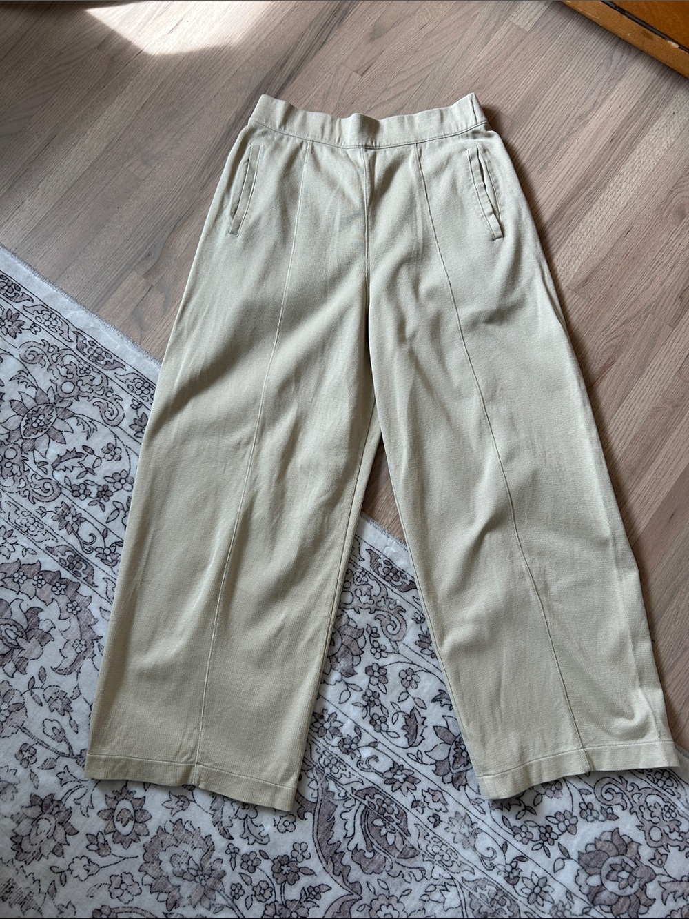 Uniqlo Cream Wide-Leg Cropped Pants
